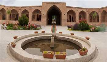 تخریب بناهای تاریخی ایران